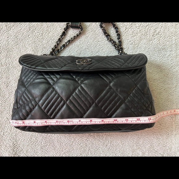 🌸SOLD🌸Preloved Vintage Chanel 31 RUE CAMBON PARIS SHOULDER BAG - Picture 6 of 16